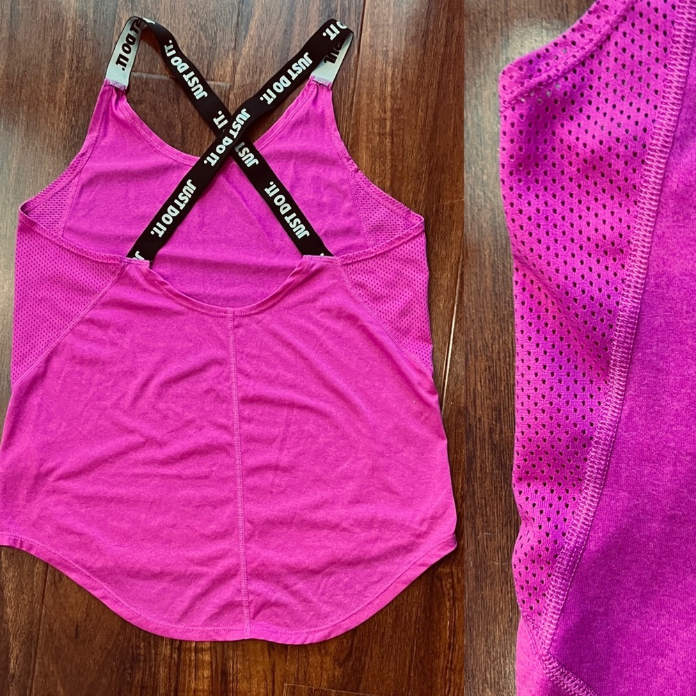 Nike Sports Top.